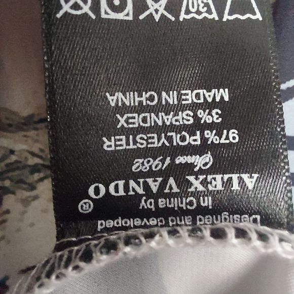 Alex Vando Premium Shirt Button Up Size Large Lions Horse Chains Club Party - Picture 6 of 9